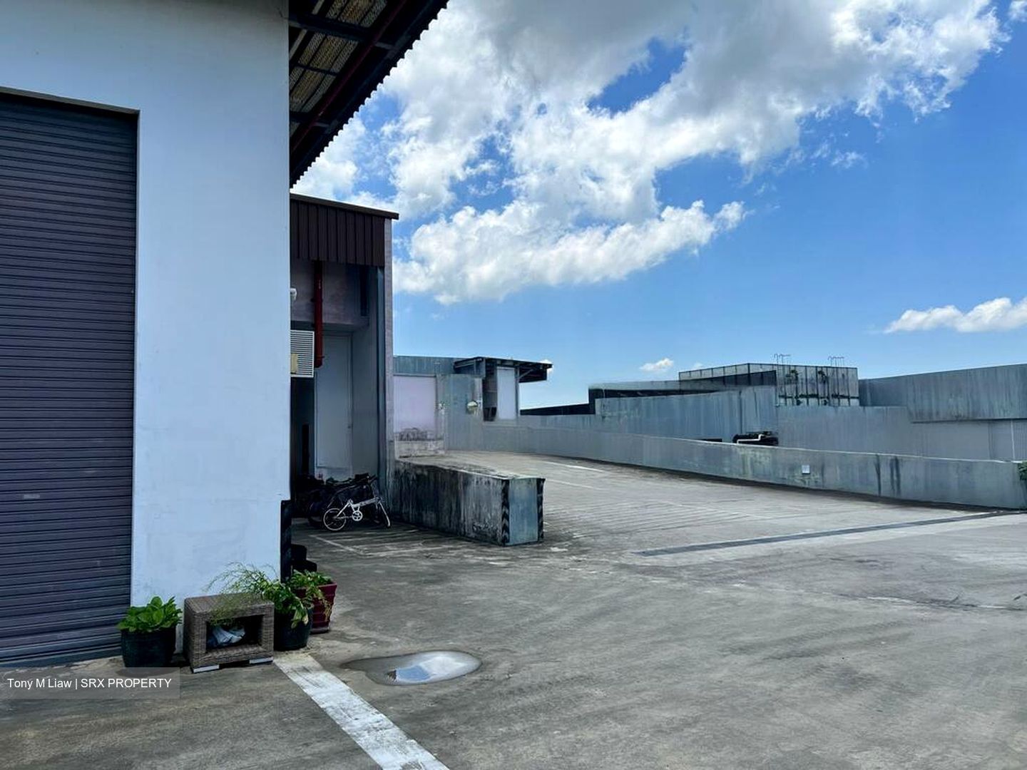 Loyang Enterprise Building (D17), Factory #478300901